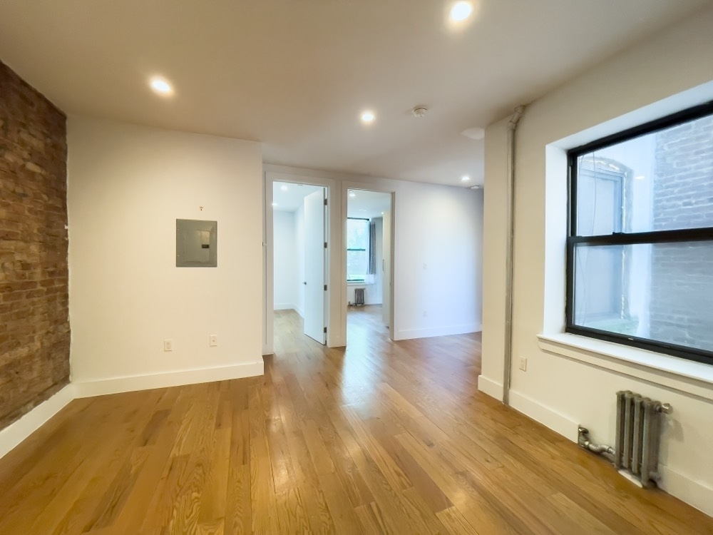 115 Carlton Avenue - Photo 1