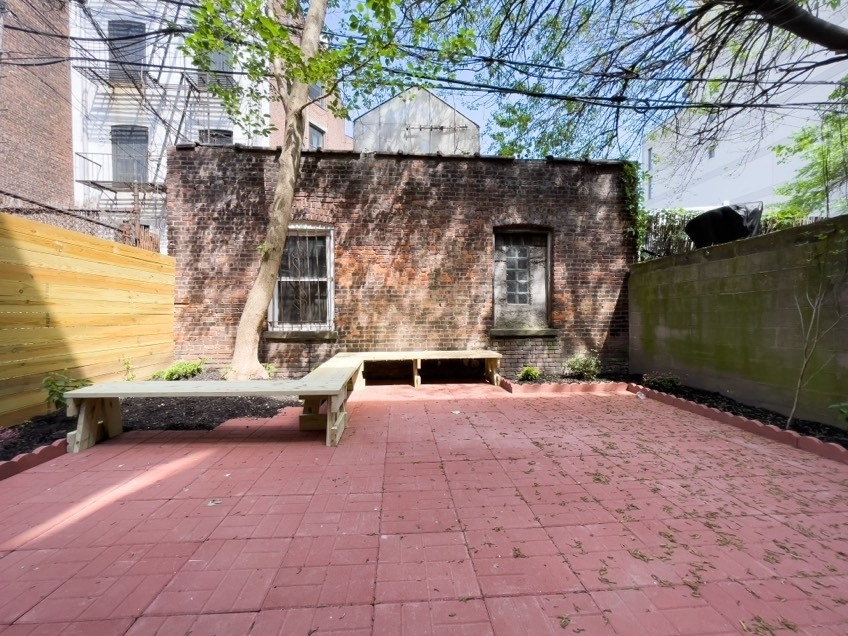 115 Carlton Avenue - Photo 10