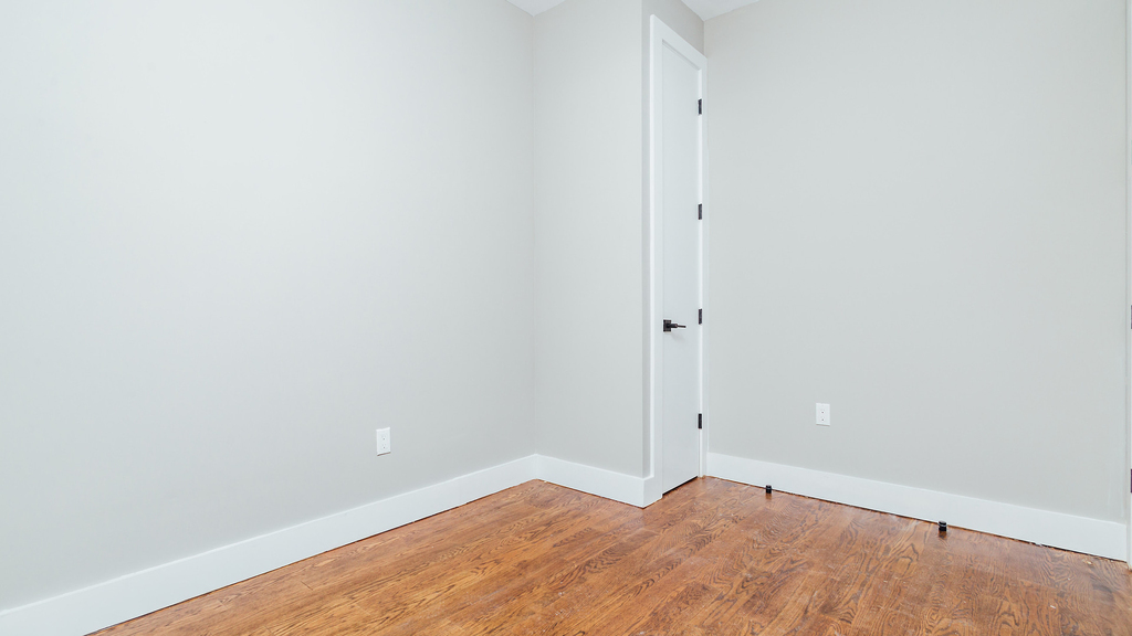 104 Central Avenue - Photo 5