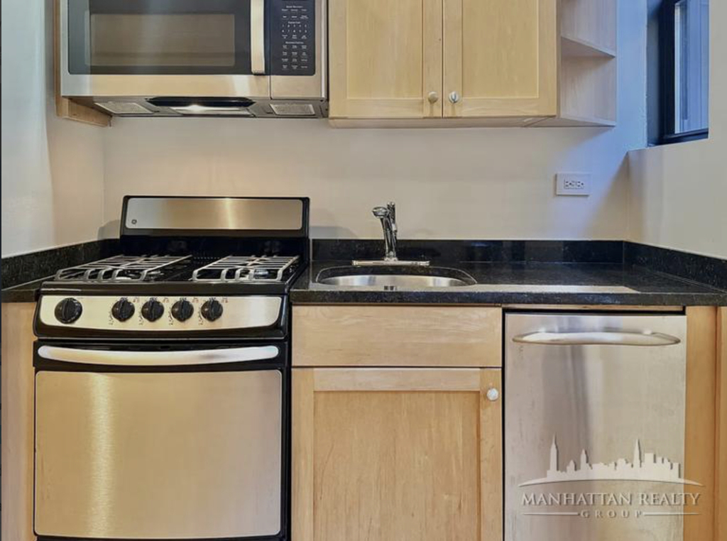 210 East 68th Street - Photo 3