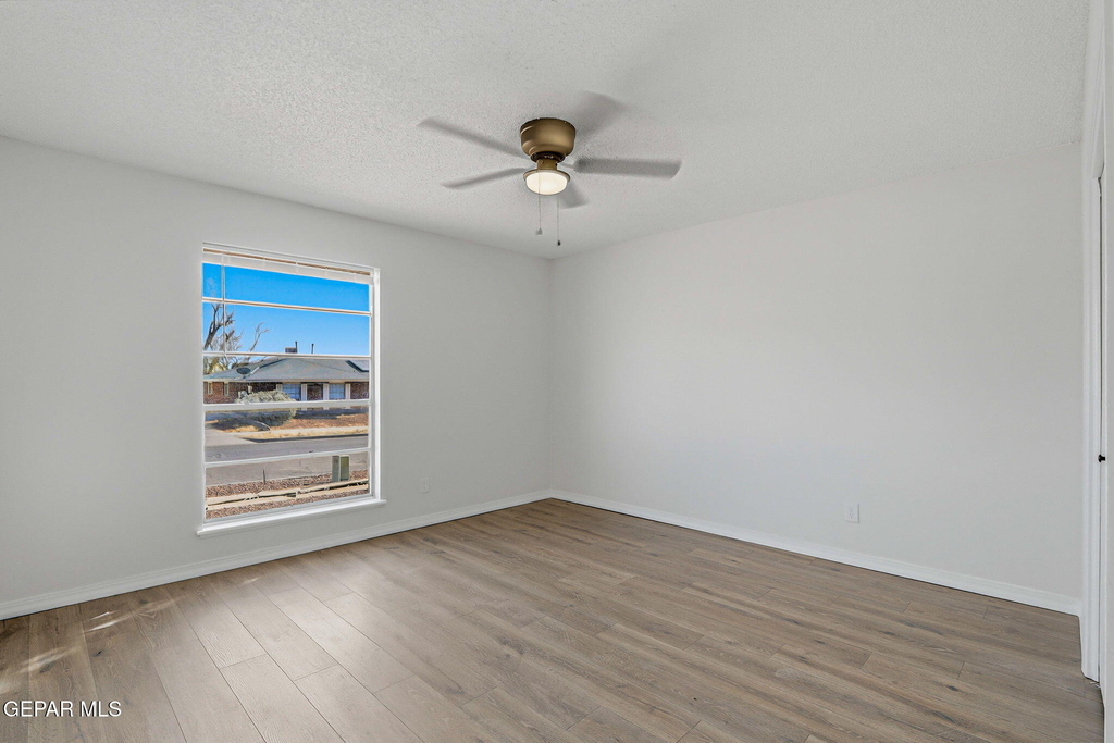 7129 Orizaba Avenue - Photo 14