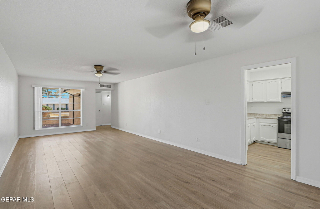 7129 Orizaba Avenue - Photo 5