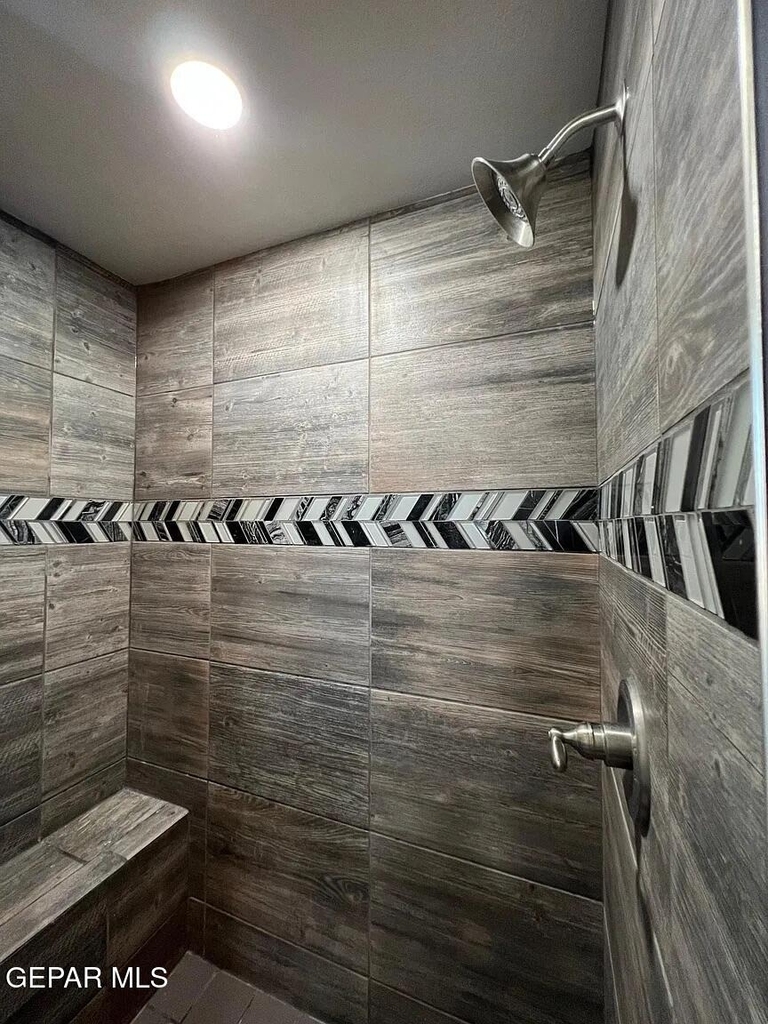 15120 Method Avenue - Photo 12