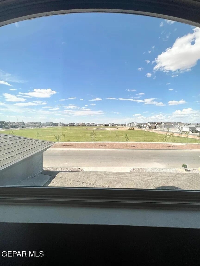 15120 Method Avenue - Photo 16