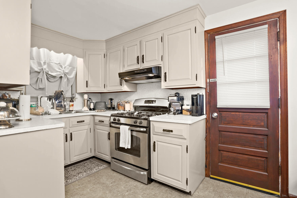 82 Garden Drive - Photo 8