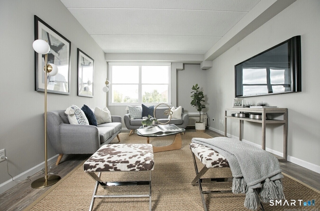 225 Lordship Boulevard - Photo 6