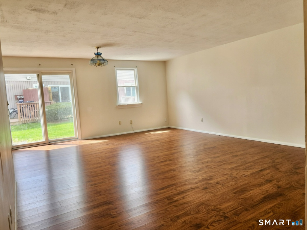 16 Gate Lane - Photo 12
