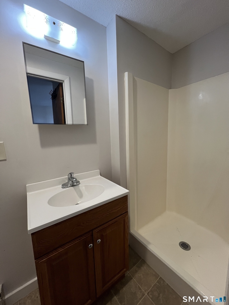 261 Broad Street - Photo 3