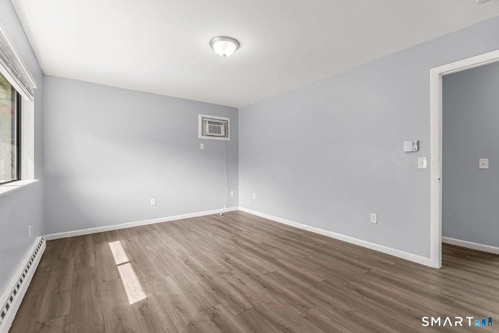 188 Moreland Avenue - Photo 6