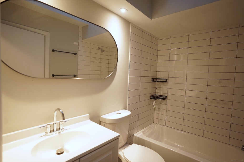188 Moreland Avenue - Photo 5