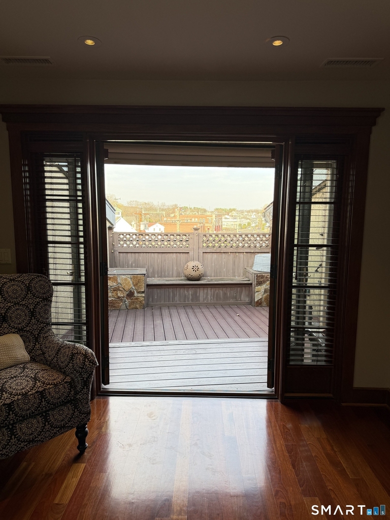 9 River Street - Photo 8