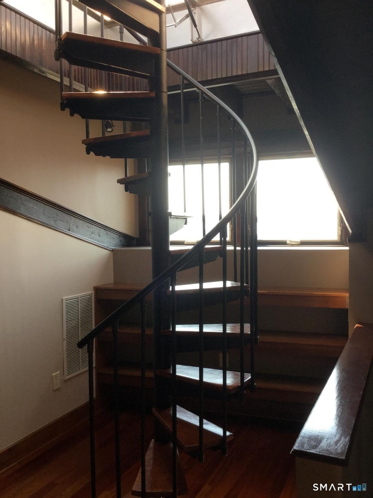 9 River Street - Photo 12