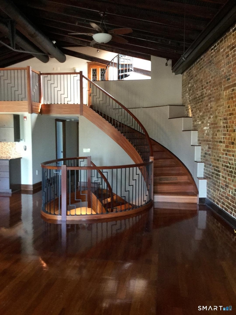 9 River Street - Photo 2