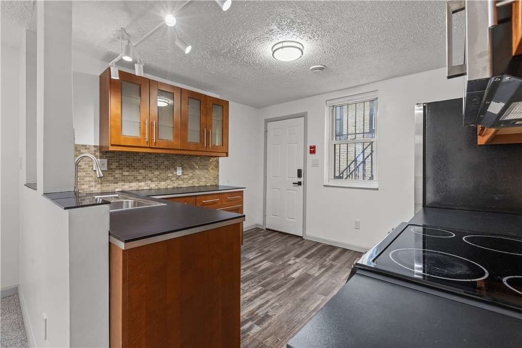 5523 Ellsworth Av. - Photo 10