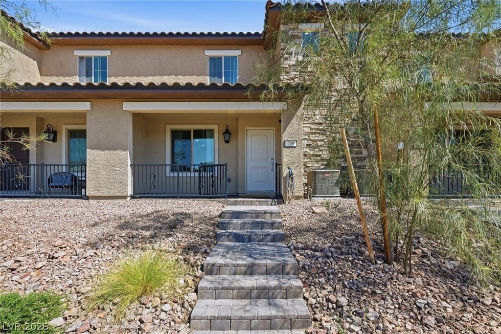 709 Pickled Pepper Place - Photo 1