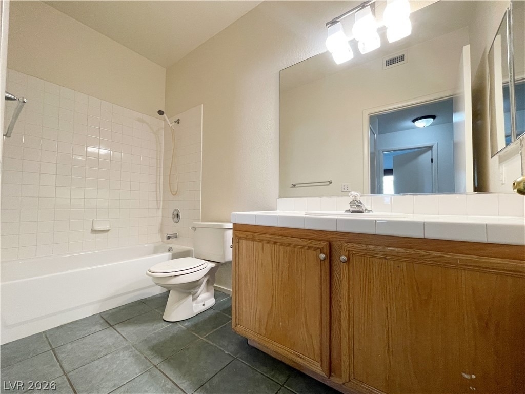2110 Los Feliz Street - Photo 18