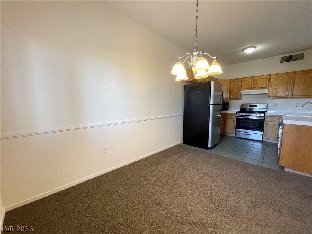 2110 Los Feliz Street - Photo 8