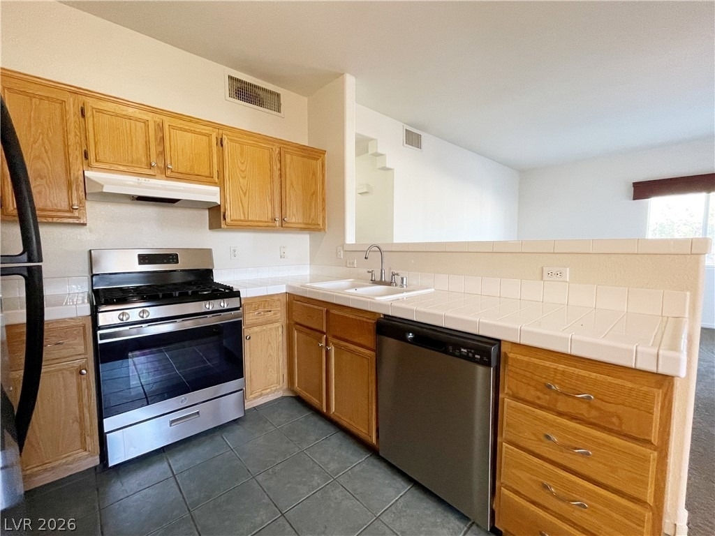 2110 Los Feliz Street - Photo 6
