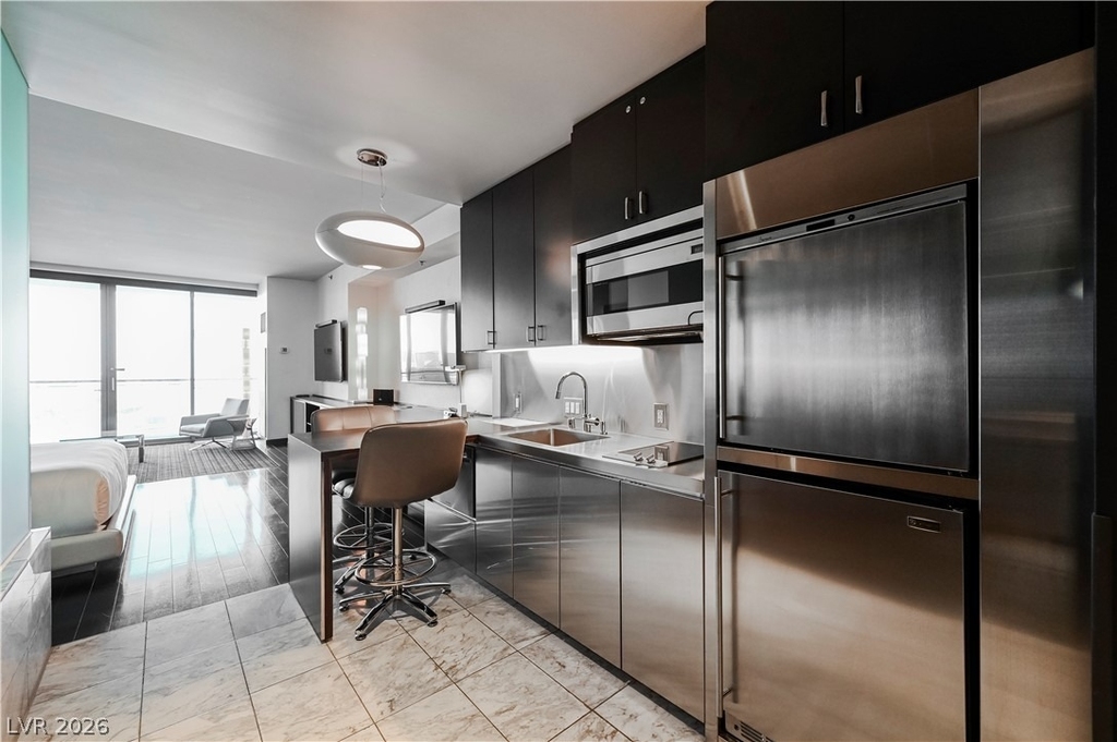 4381 W Flamingo Road - Photo 2