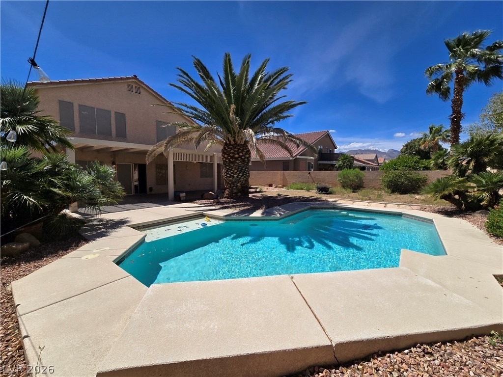 8244 Gilmore Avenue - Photo 47