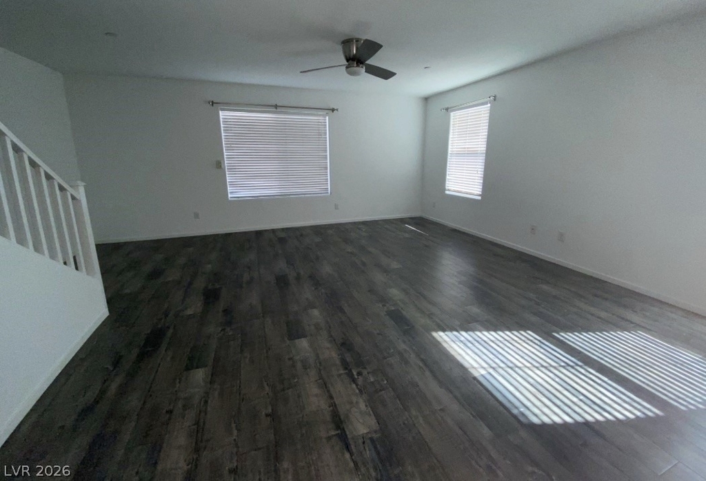 1051 Admiral Emblem Street - Photo 5