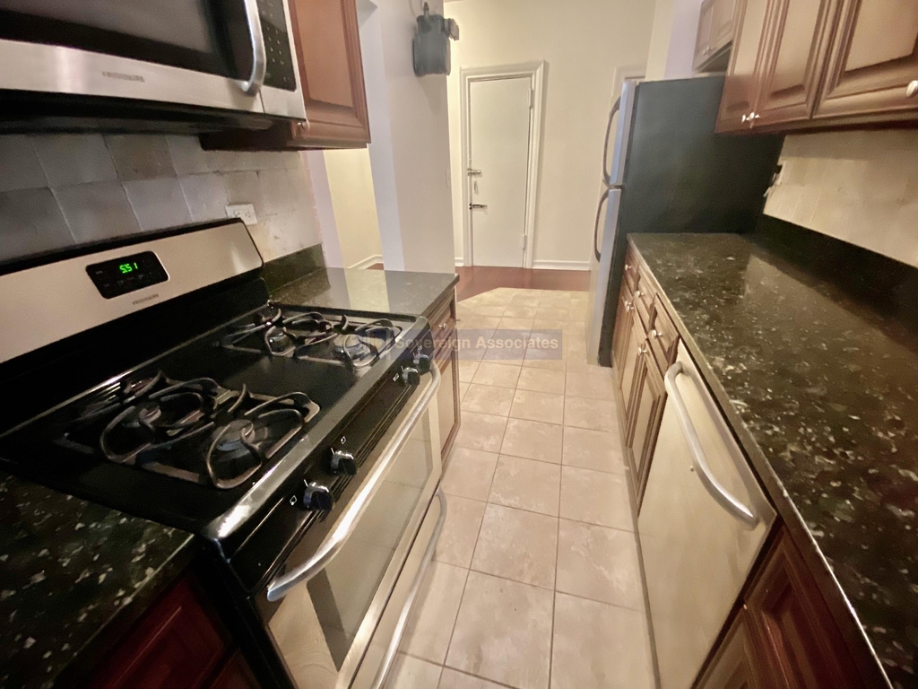 250 Fort Washington Avenue - Photo 3