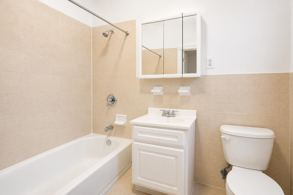 270 Fort Washington Avenue - Photo 4