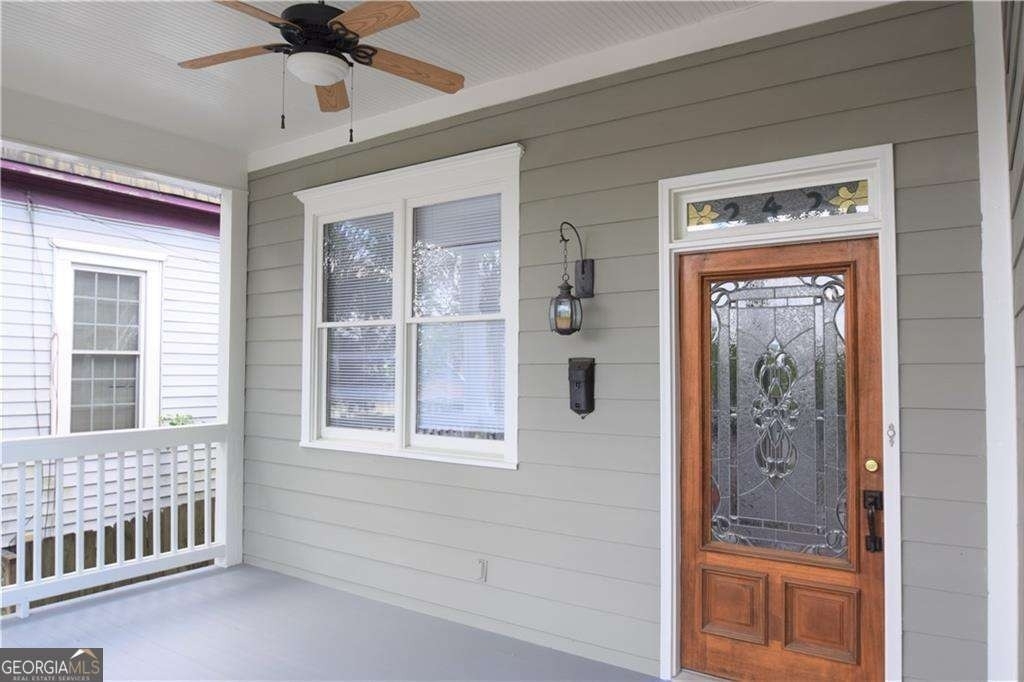 242 Dodd Avenue Sw - Photo 0