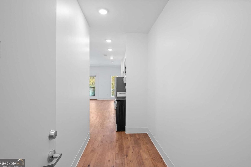 456 Flat Shoals Avenue Se - Photo 1