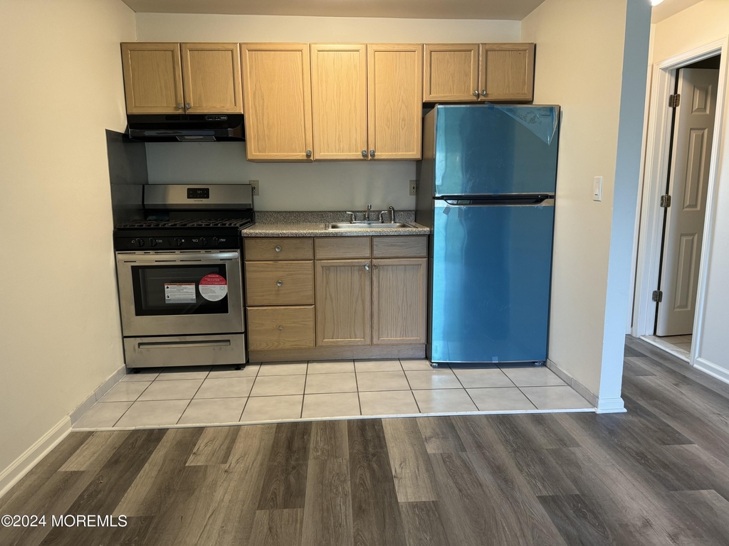 109 Second Avenue - Photo 5