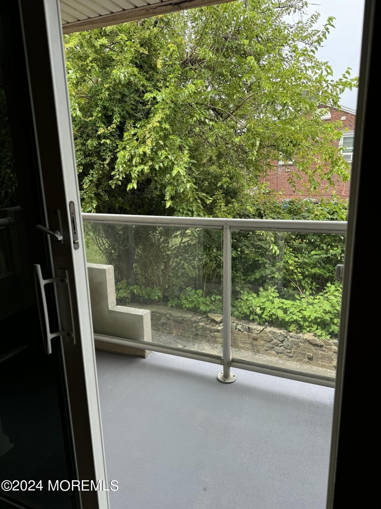 109 Second Avenue - Photo 16