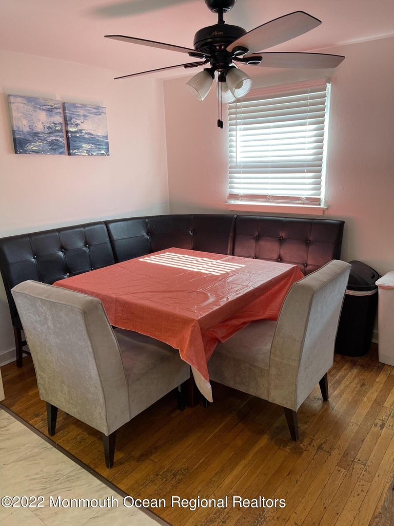 17 Clarence Avenue - Photo 9