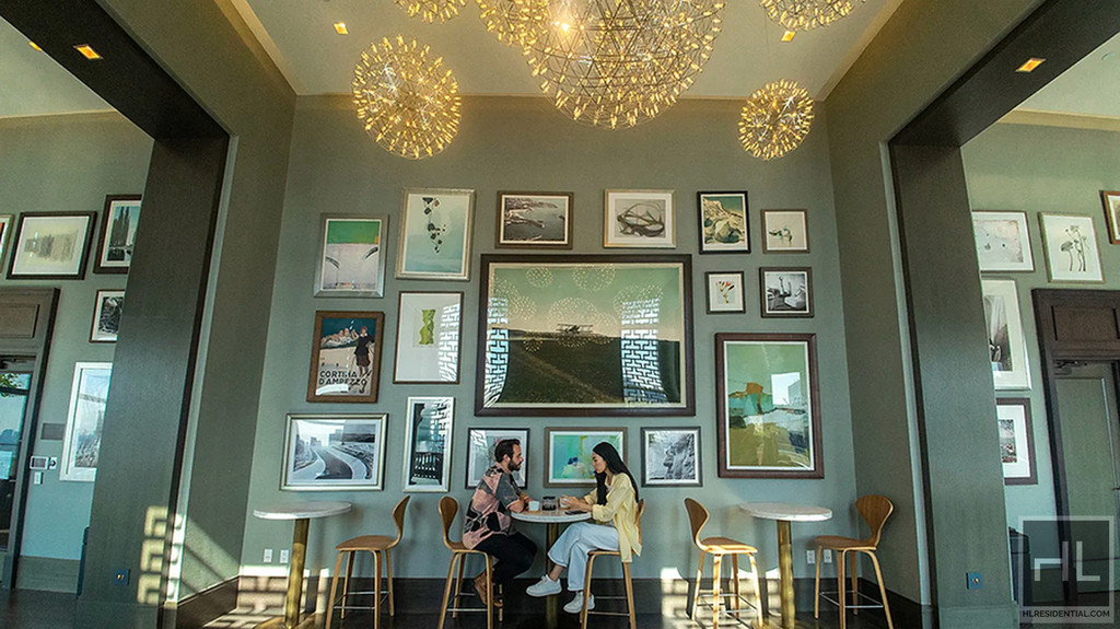 10th Avenue - Photo 8