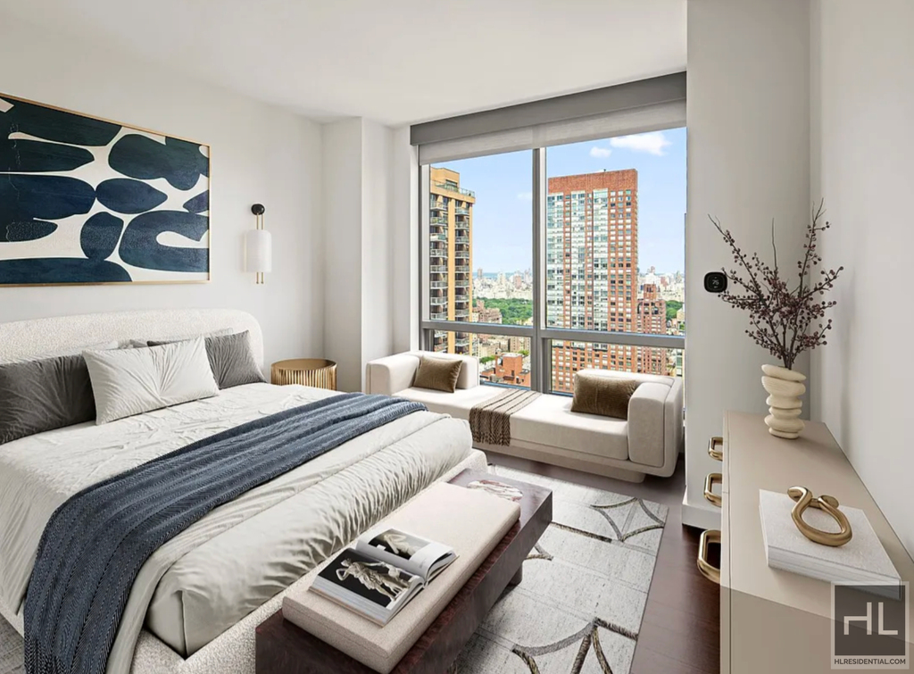 West 67th Street - Photo 4