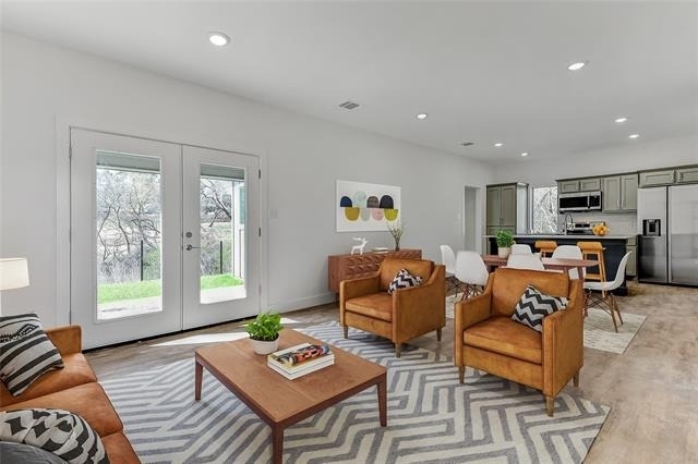 3060 W Crawford Street - Photo 4