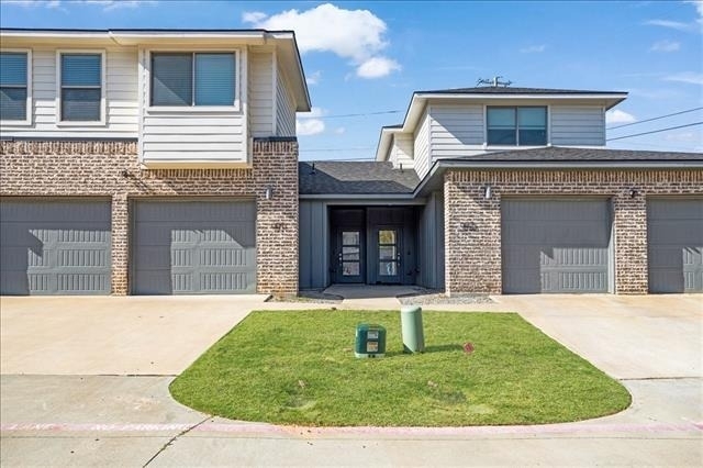 3060 W Crawford Street - Photo 1