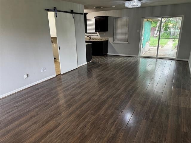 2607 Clearview Circle - Photo 2