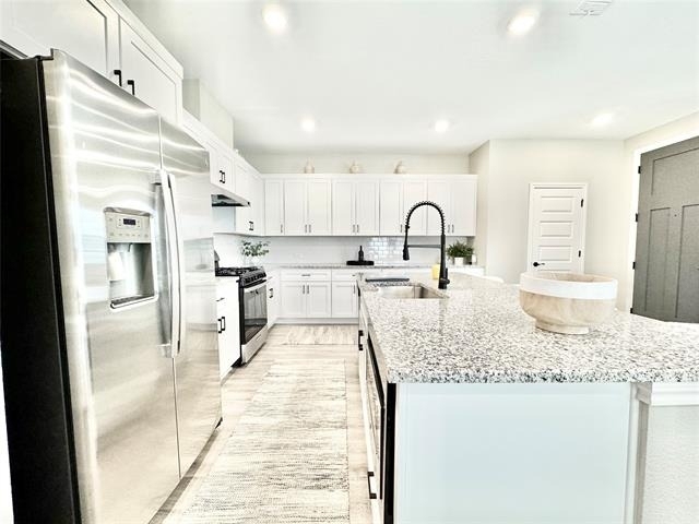 8725 Scottys Lake Lane - Photo 5