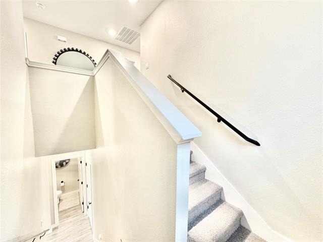 8725 Scottys Lake Lane - Photo 13