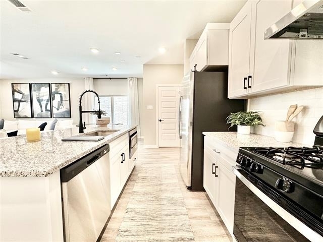 8725 Scottys Lake Lane - Photo 7
