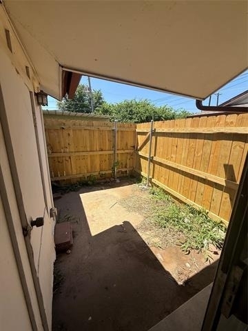 708 E Pecan Street - Photo 14