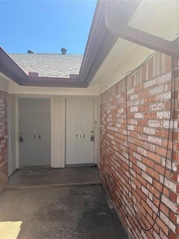 708 E Pecan Street - Photo 0