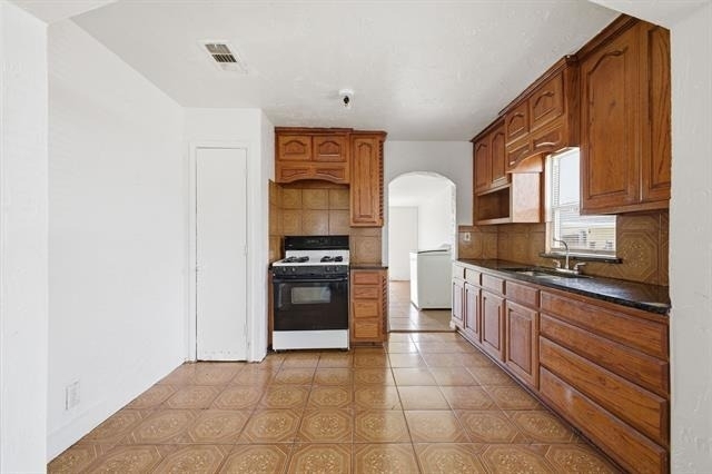 2634 Emmett Street - Photo 9
