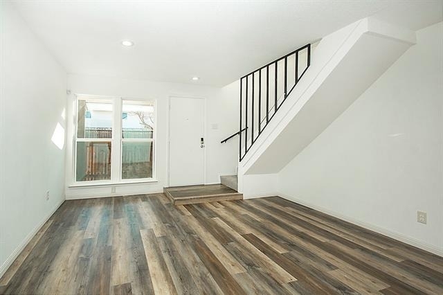 2611 Via Cordova - Photo 3