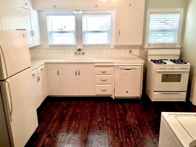 2565 Rogers Avenue - Photo 5