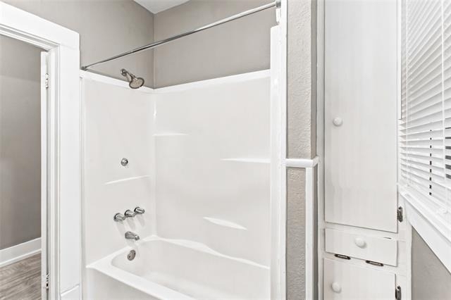 5736 Worth Street - Photo 13