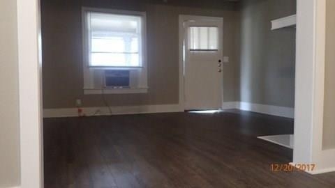 5736 Worth Street - Photo 4