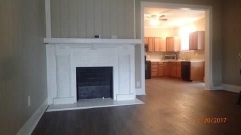 5736 Worth Street - Photo 3