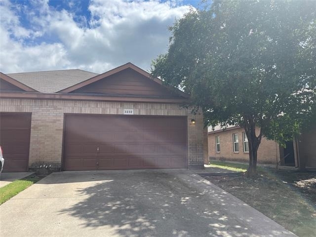 1232 Redman Avenue - Photo 0