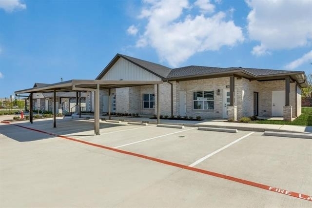 820 W Mcleroy Boulevard - Photo 14